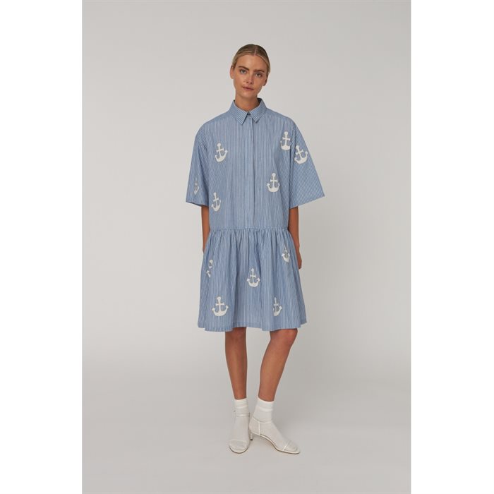 Stella Nova - Oversized Kjole med Broderede Ankre - Blue Stripes 
