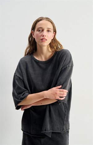 American Vintage - Women's t-shirt Afoma - VINTAGE DARKNESS